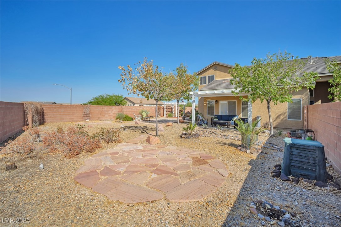 1740 Flores Lane Property Photo 29
