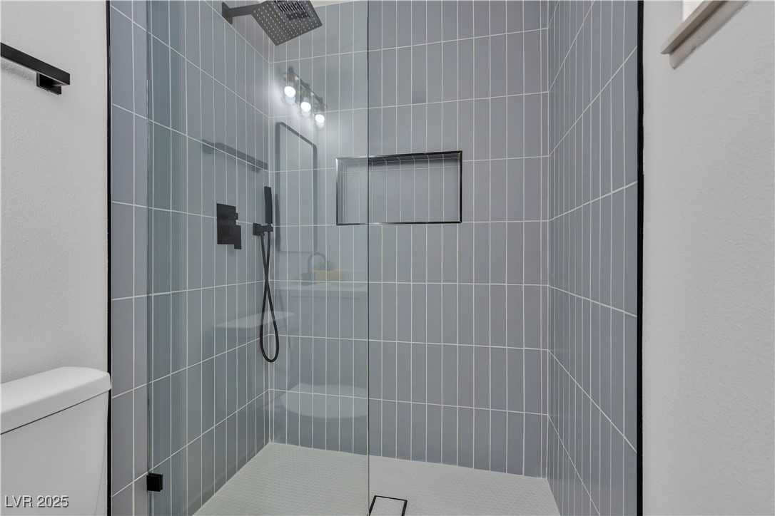 6305 Fairwood Avenue Property Photo 16