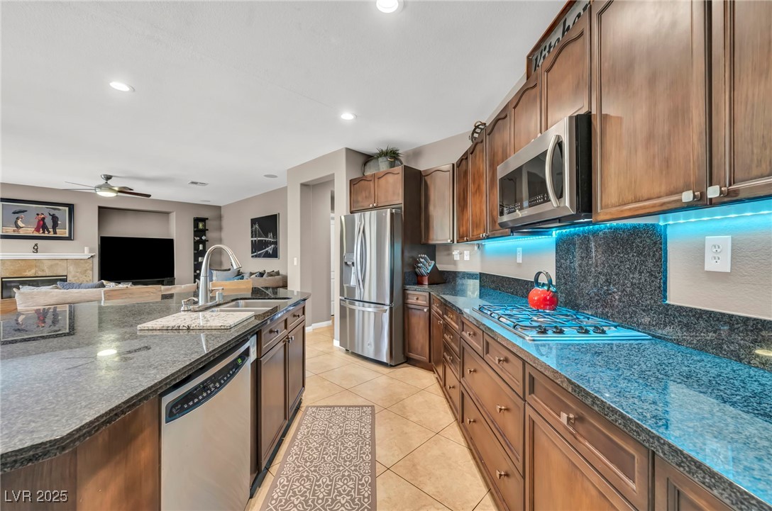 6423 Grayback Drive Property Photo 14