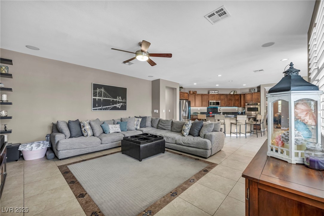 6423 Grayback Drive Property Photo 17