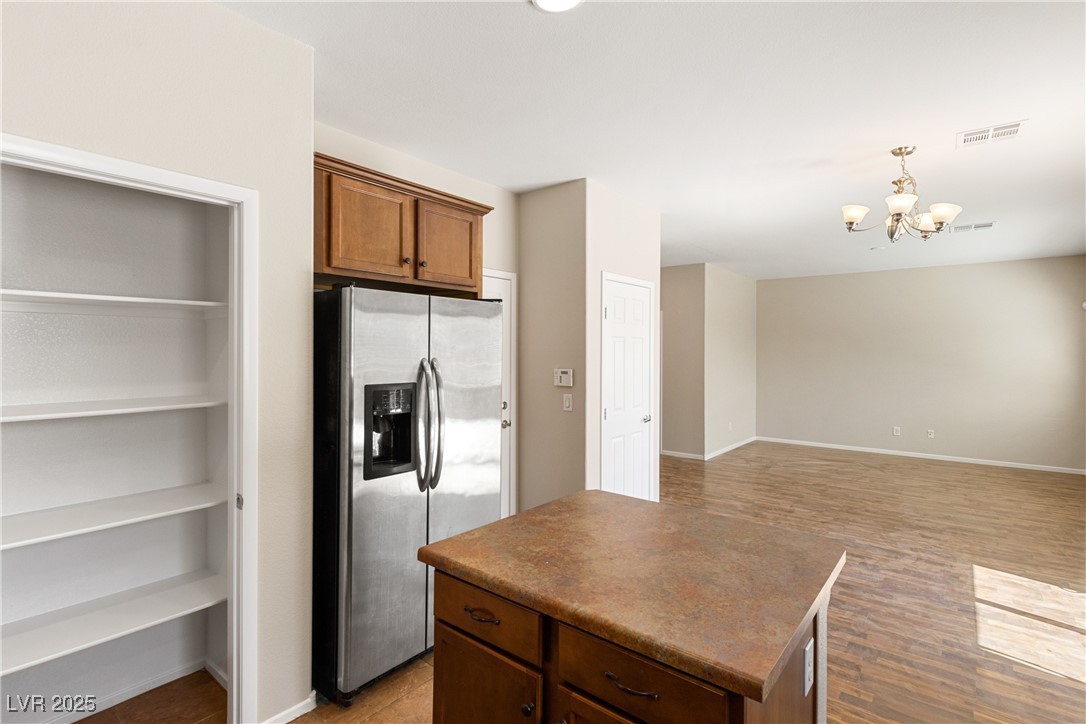 5492 Mercury Springs Drive Property Photo 10
