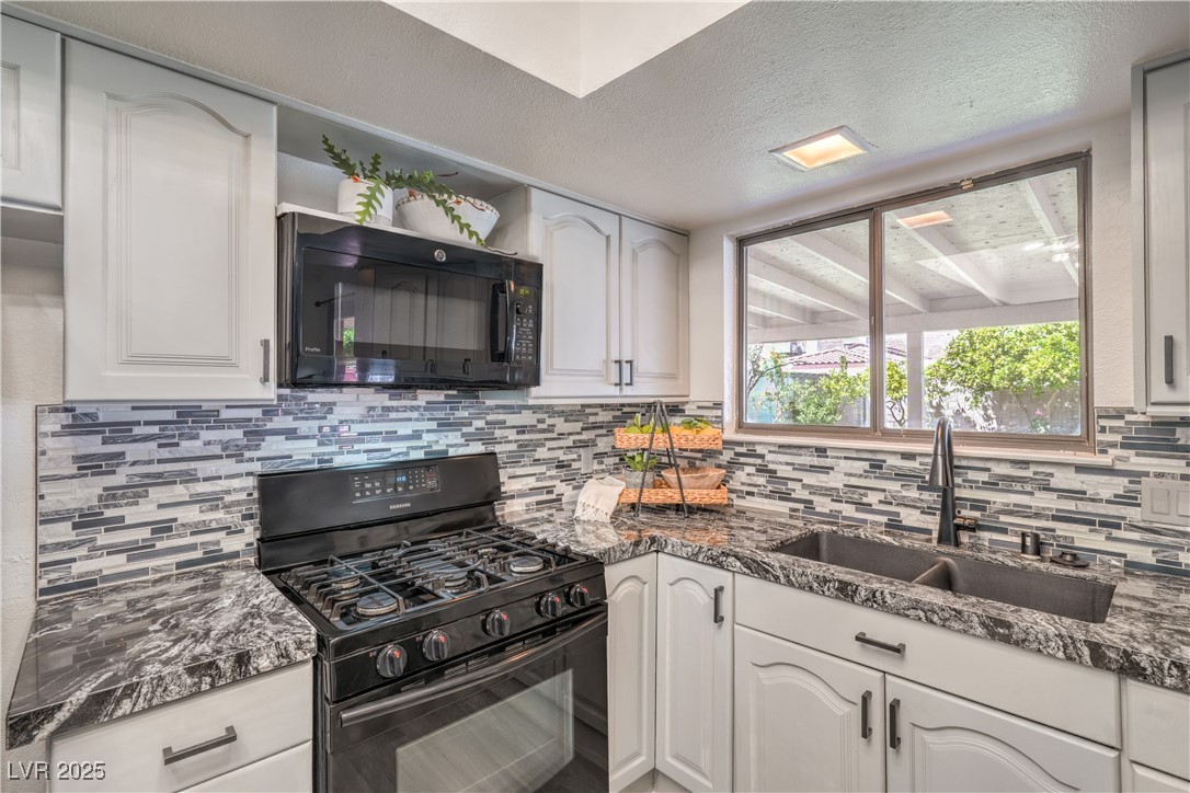 4475 Harmony Court Property Photo 12