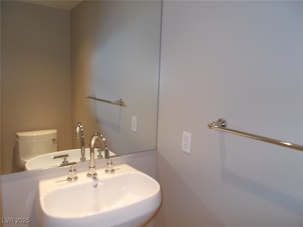 322 Karen Avenue 2606 Property Photo 4