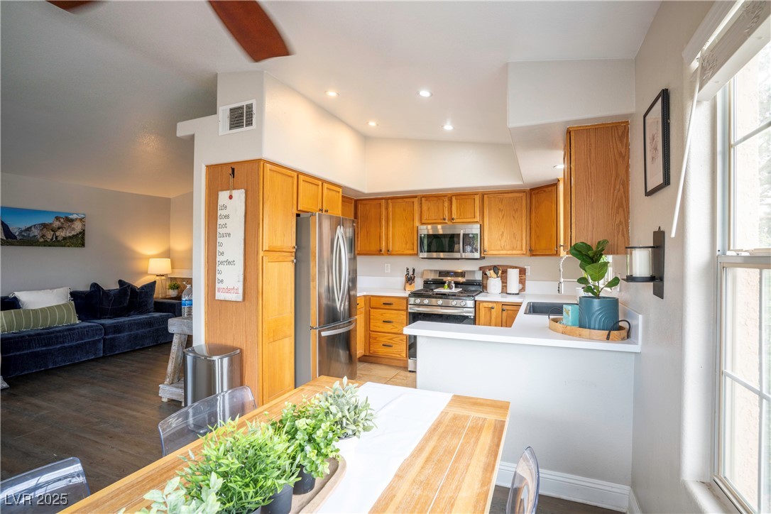 520 Arrowhead Trail 1322