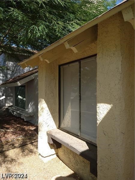 4760 Woodridge Road Property Photo 4