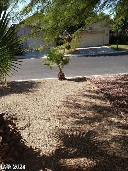4760 Woodridge Road Property Photo 5