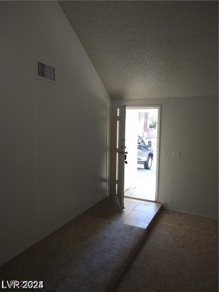 4760 Woodridge Road Property Photo 7