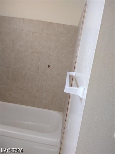 4760 Woodridge Road Property Photo 12