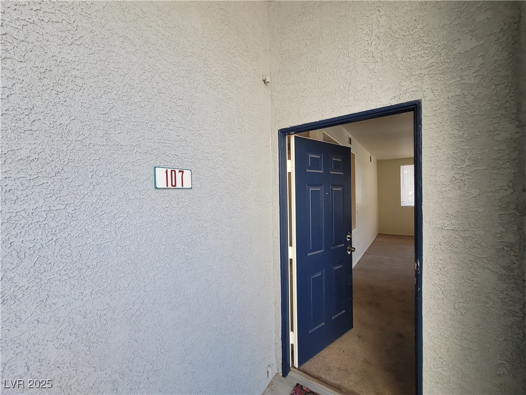 7413 West Russell Road 107 Property Photo 12