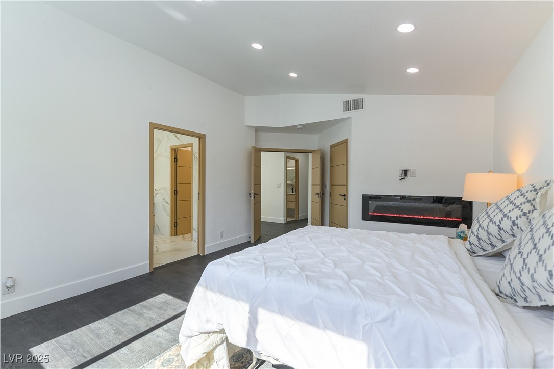 9937 Whalers Landing Court Property Photo 16
