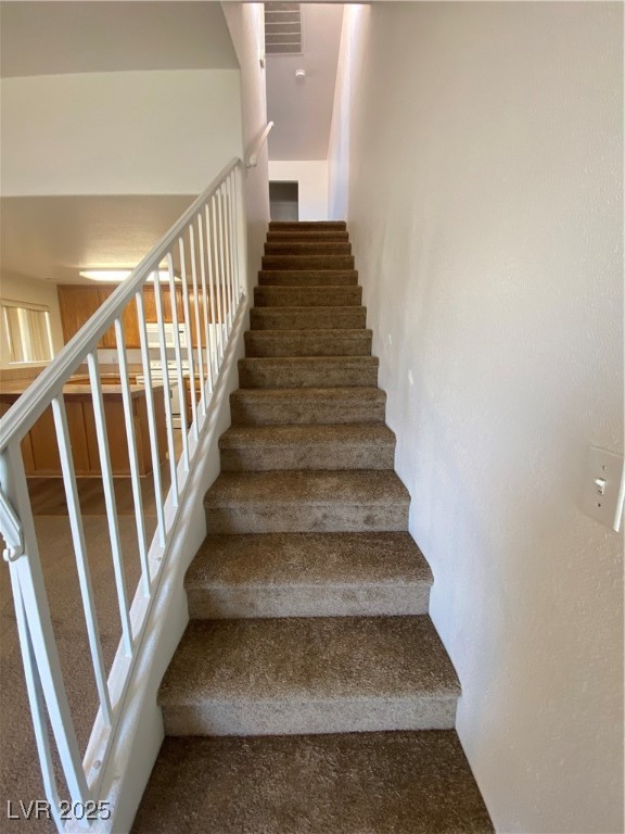 460 Comstock Street Property Photo 4