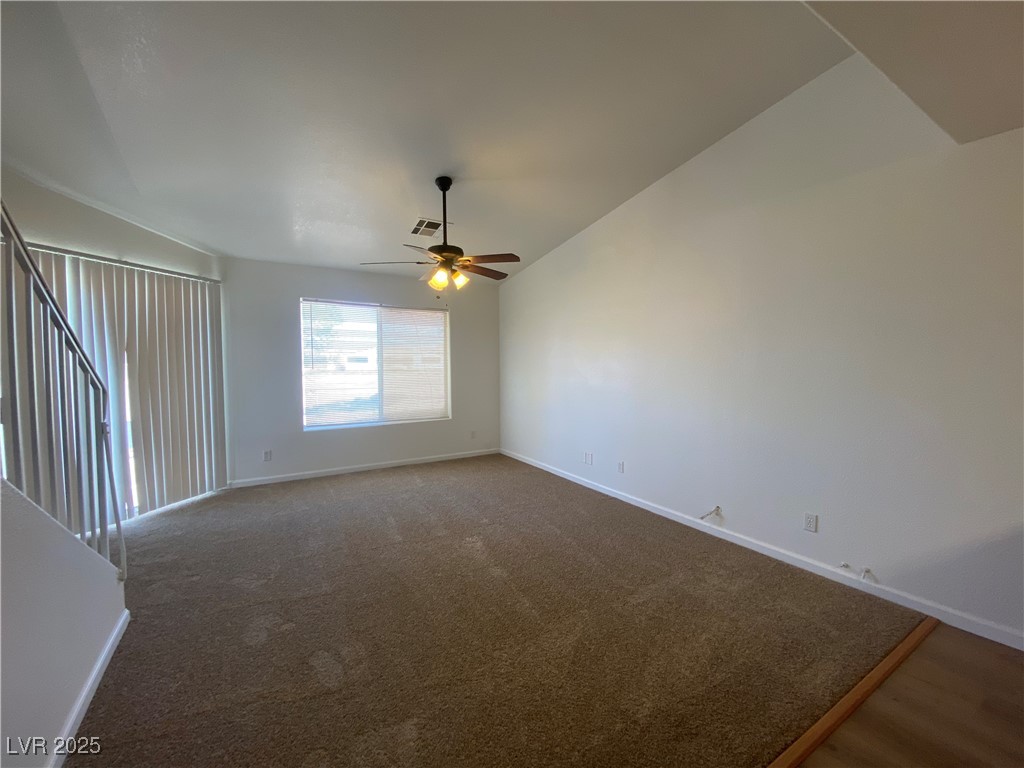 460 Comstock Street Property Photo 5