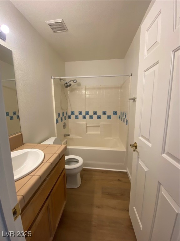 460 Comstock Street Property Photo 11