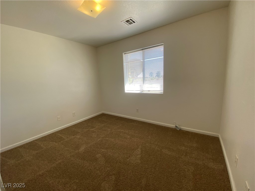 460 Comstock Street Property Photo 12