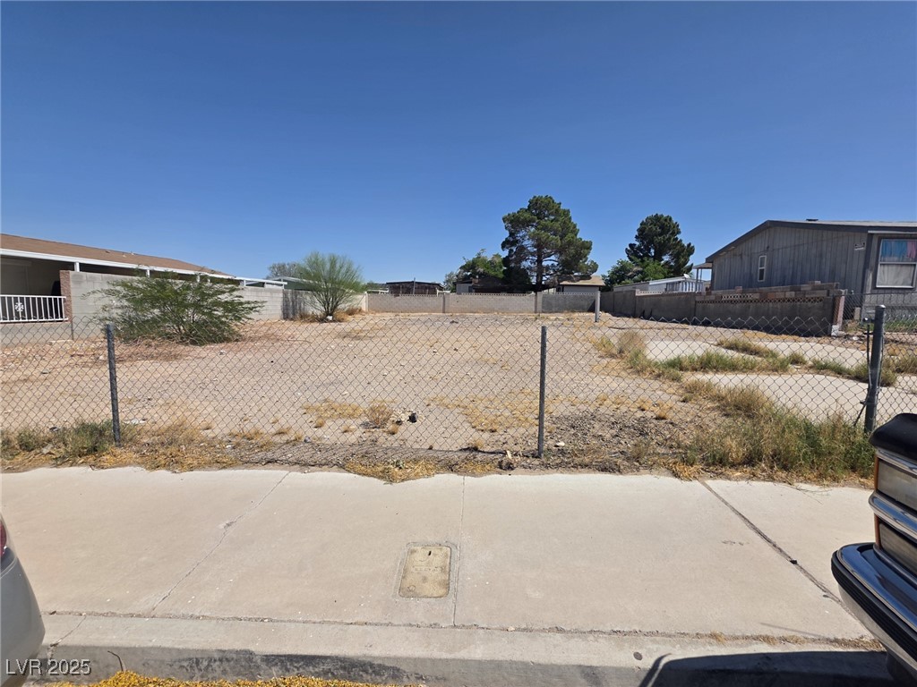 6106 Castlemont Avenue Property Photo 1