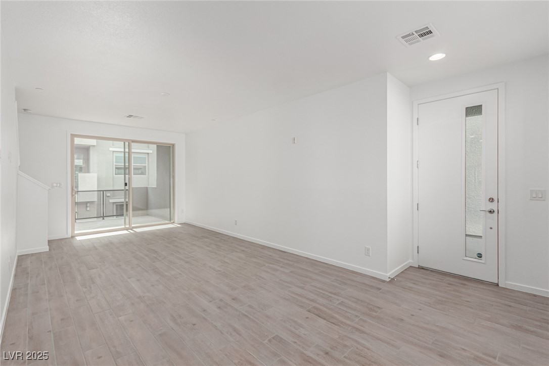 11230 Hidden Peak Avenue 209 Property Photo 4