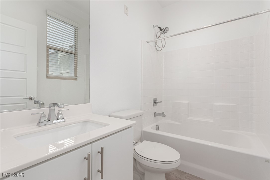 11230 Hidden Peak Avenue 209 Property Photo 17