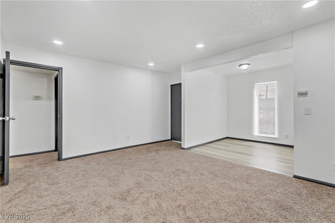 1390 Vegas Valley Drive 26 Property Photo 6