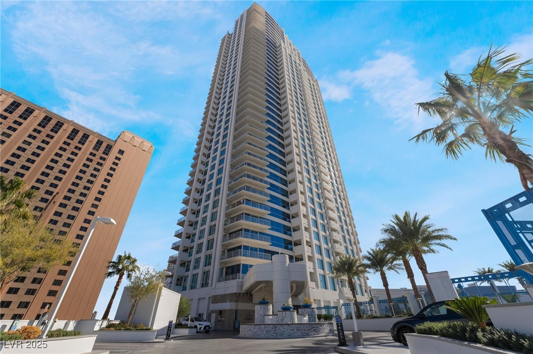 2700 Las Vegas Boulevard 610 Property Photo 1