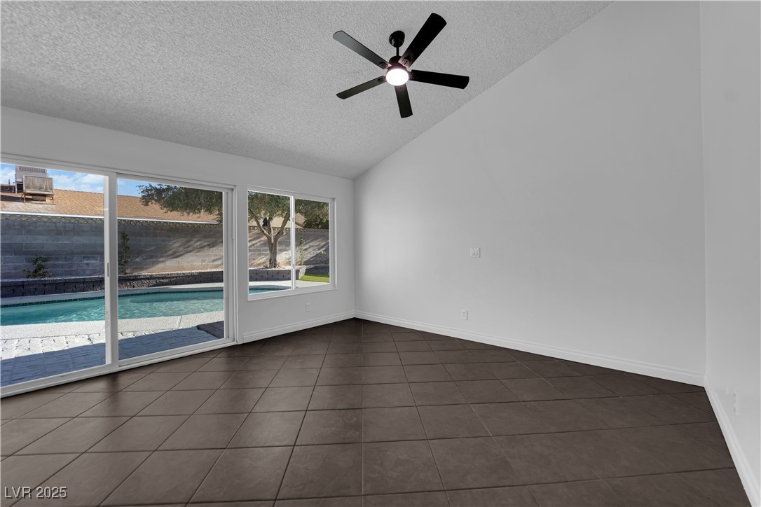 6791 Greengrove Drive Property Photo 15