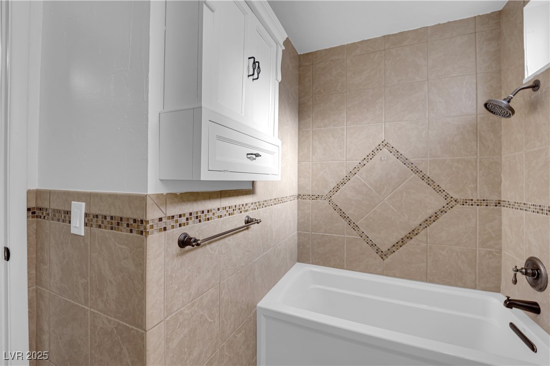 6791 Greengrove Drive Property Photo 30