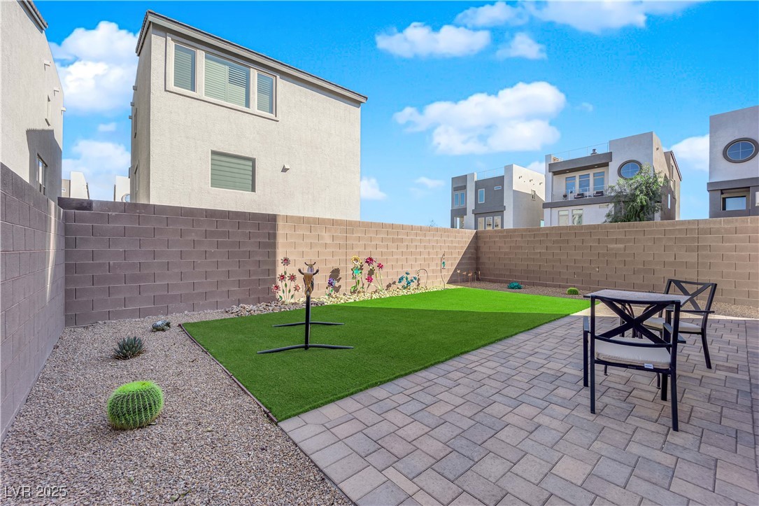 8178 Eaton Hill Street Property Photo 44