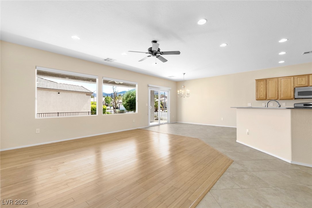 2538 Capella Star Street Property Photo 4