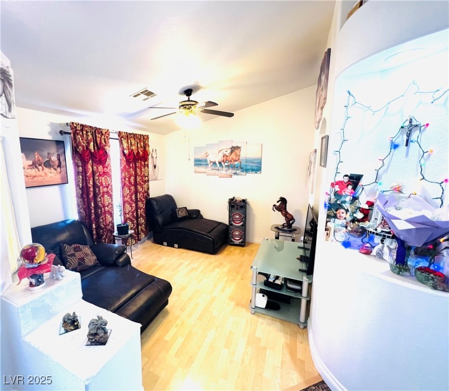 1860 Banaba Lane Property Photo 8