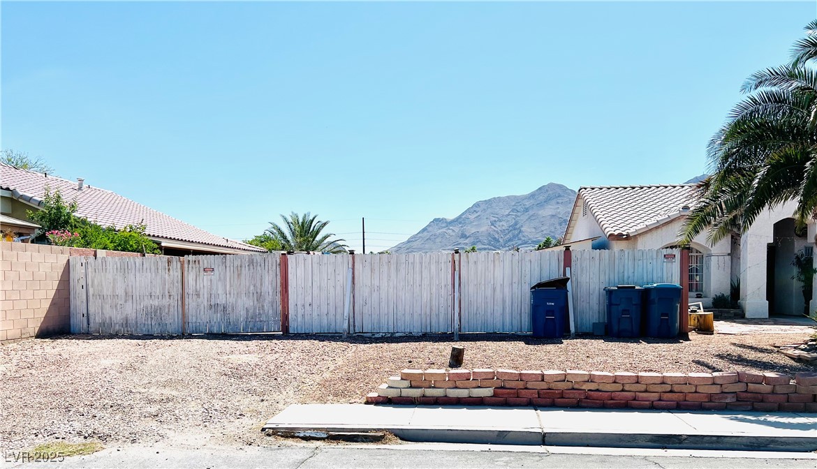 1860 Banaba Lane Property Photo 35