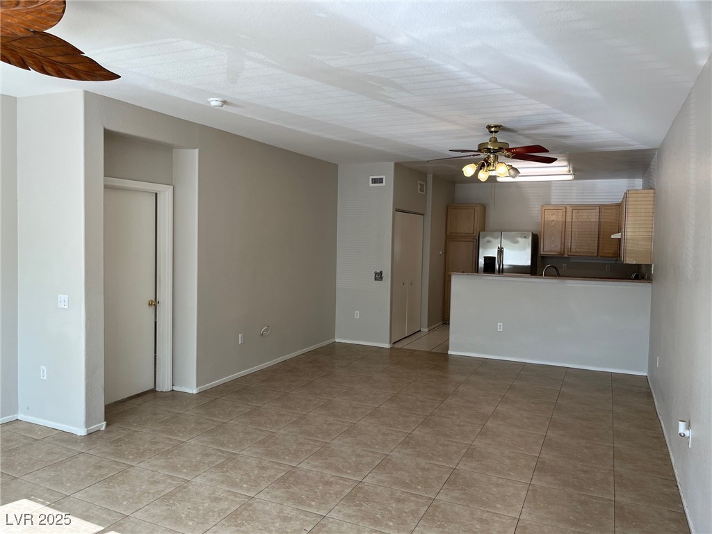 7450 South Eastern Avenue 1059 Property Photo 4