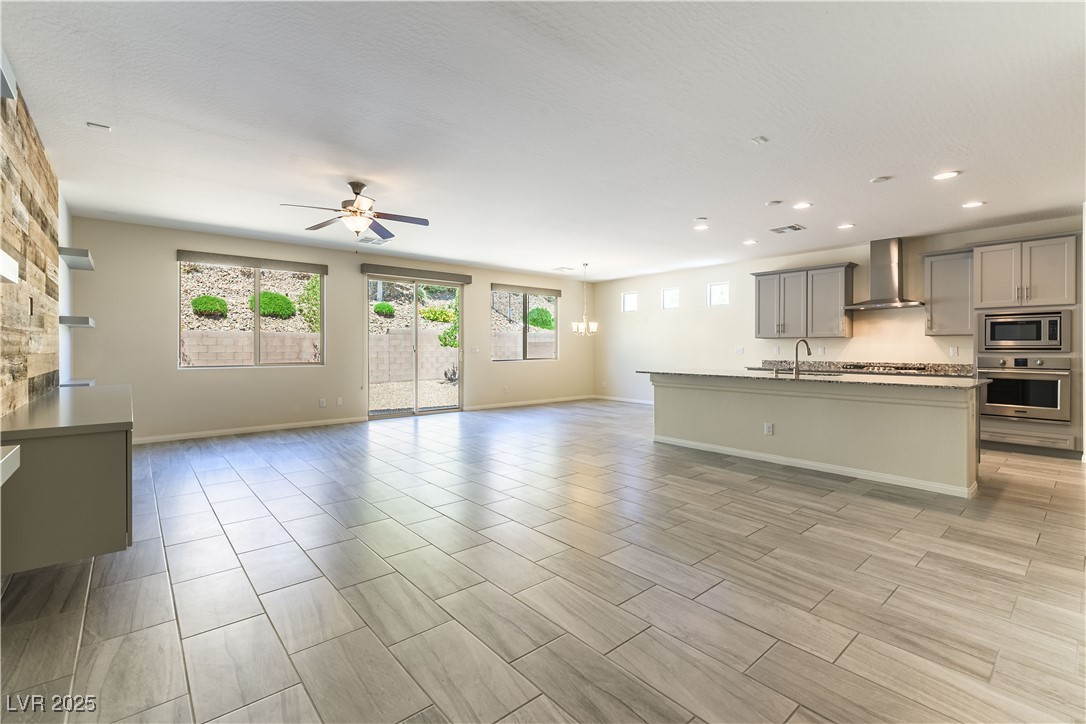 7265 Southern Magnolia Street Property Photo 4