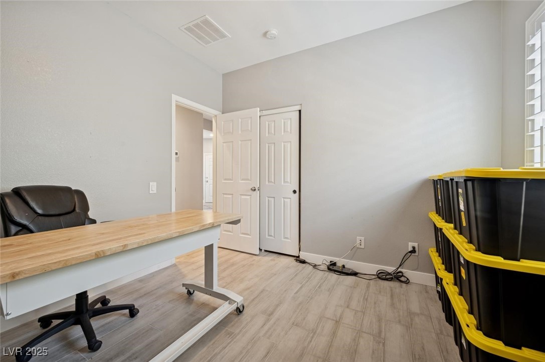 2425 Sturrock Drive Property Photo 34