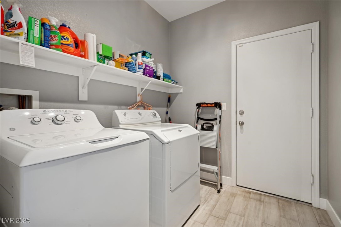 2425 Sturrock Drive Property Photo 36
