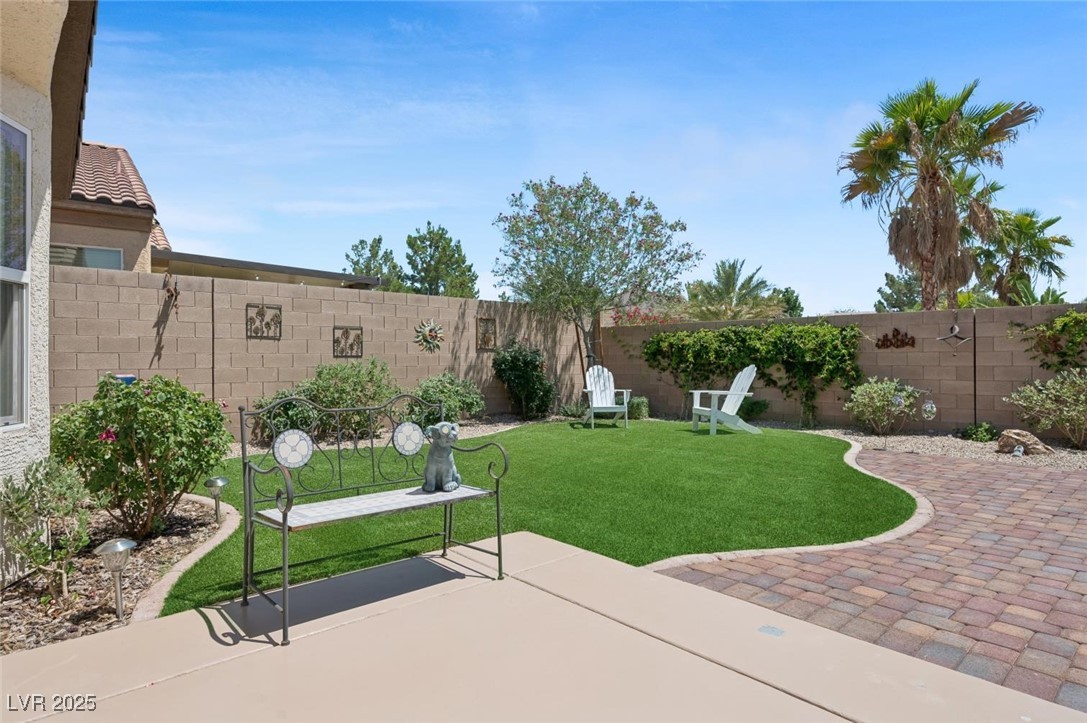 2425 Sturrock Drive Property Photo 38