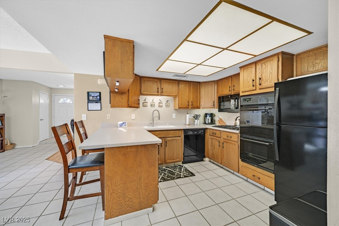 3753 Heritage Avenue Property Photo 12