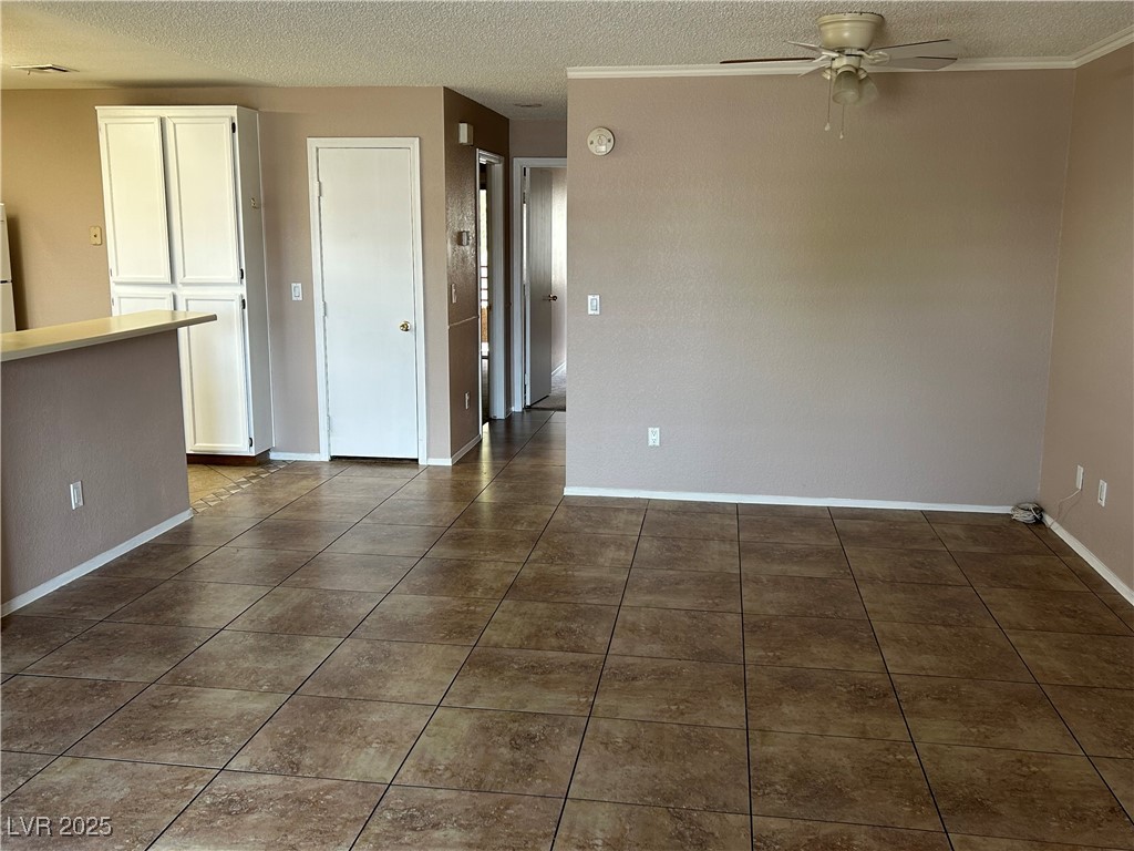 6865 Tamarus Street 202 Property Photo 6