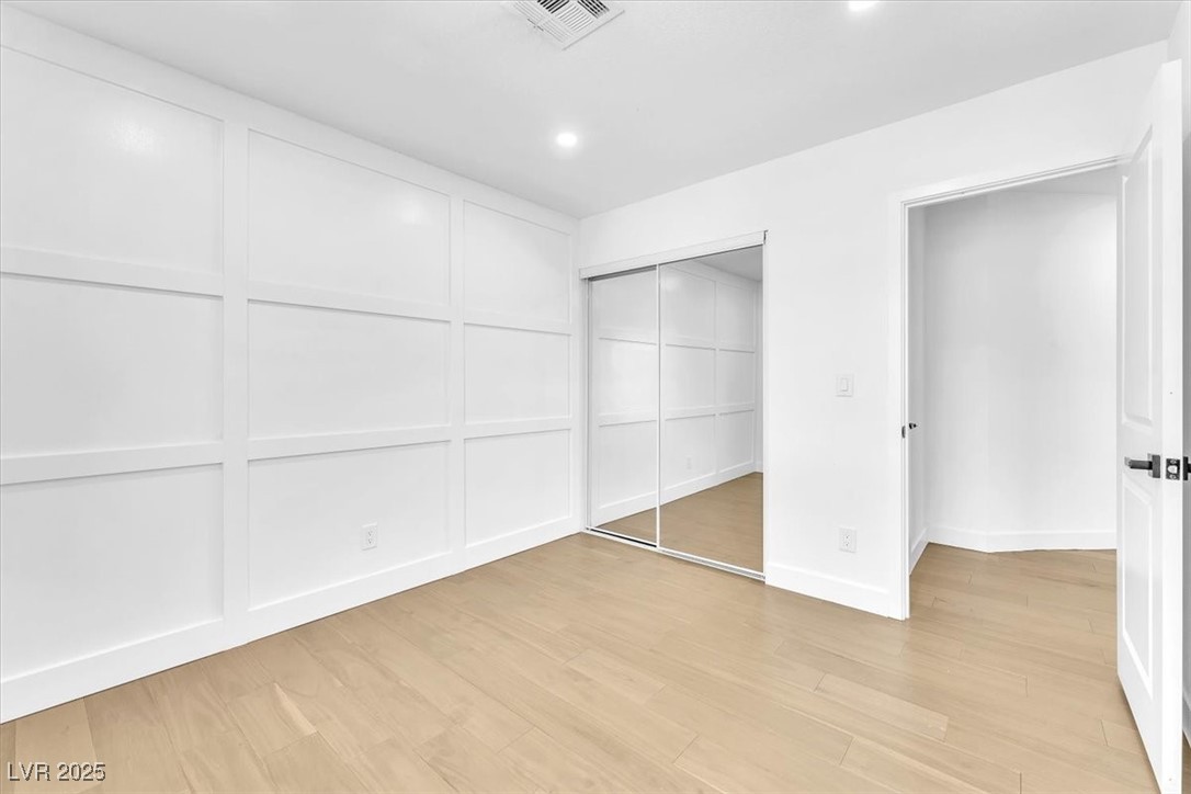 5216 Desert Star Drive Property Photo 27