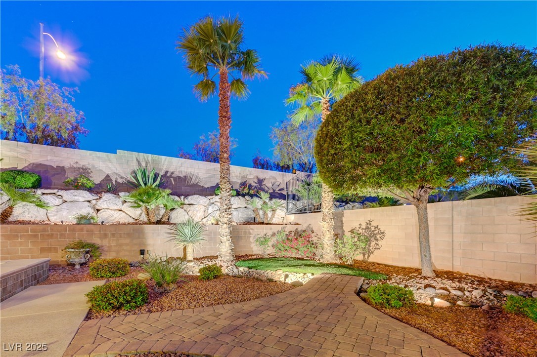 733 Secret London Avenue Property Photo 55