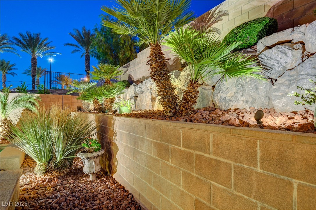 733 Secret London Avenue Property Photo 57