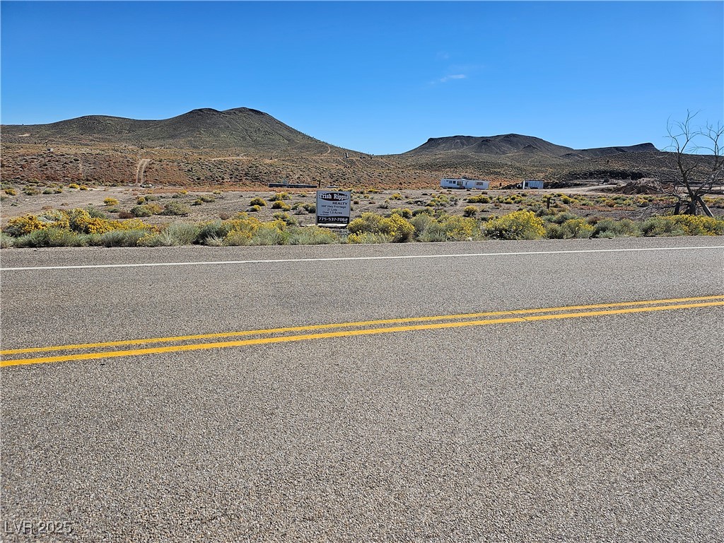 Us 95 S (300 Sundog) Property Photo 1