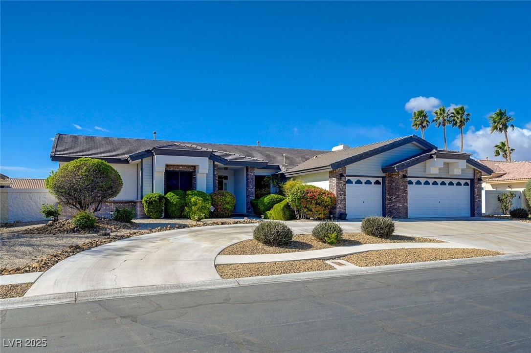 7461 Tahoe Basin Drive Property Photo 2