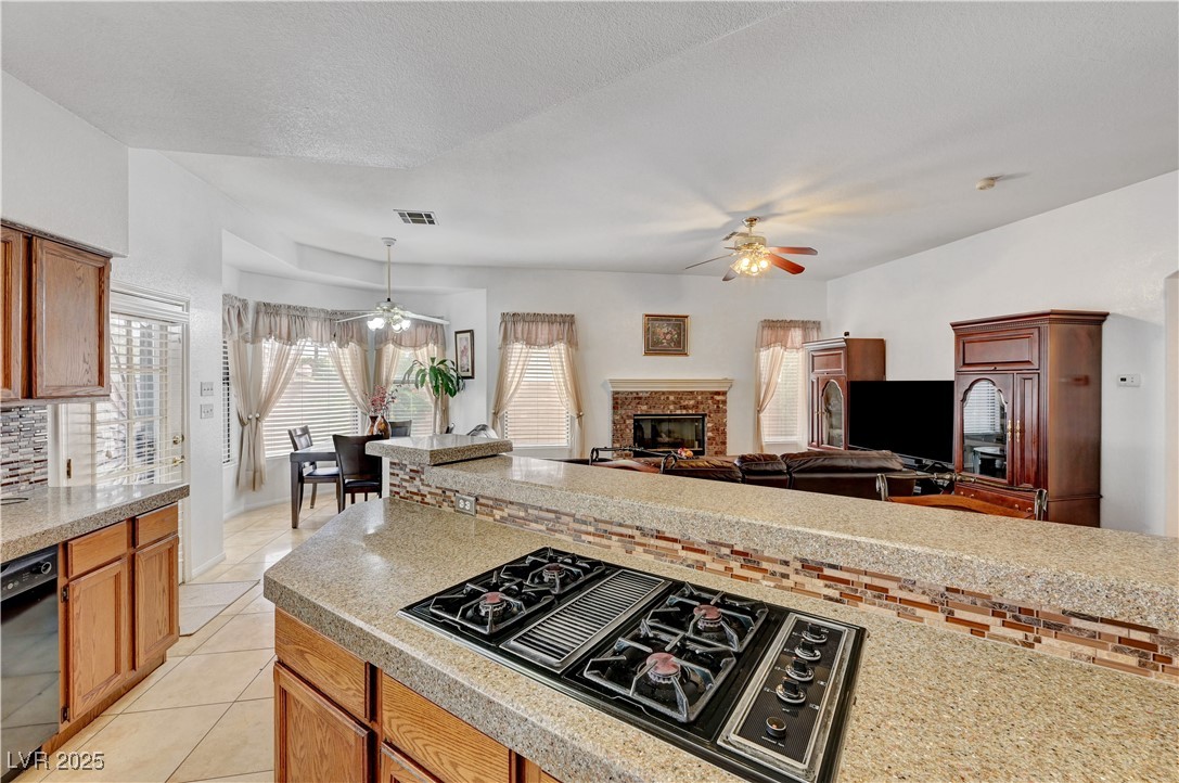 7461 Tahoe Basin Drive Property Photo 23