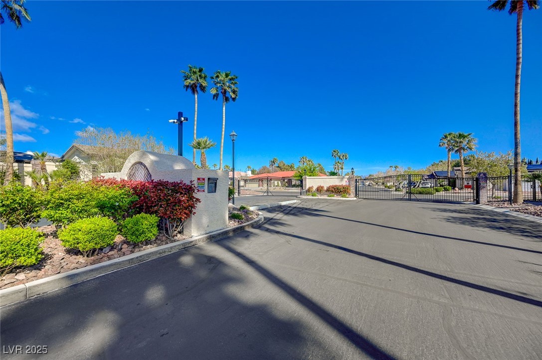 7461 Tahoe Basin Drive Property Photo 40