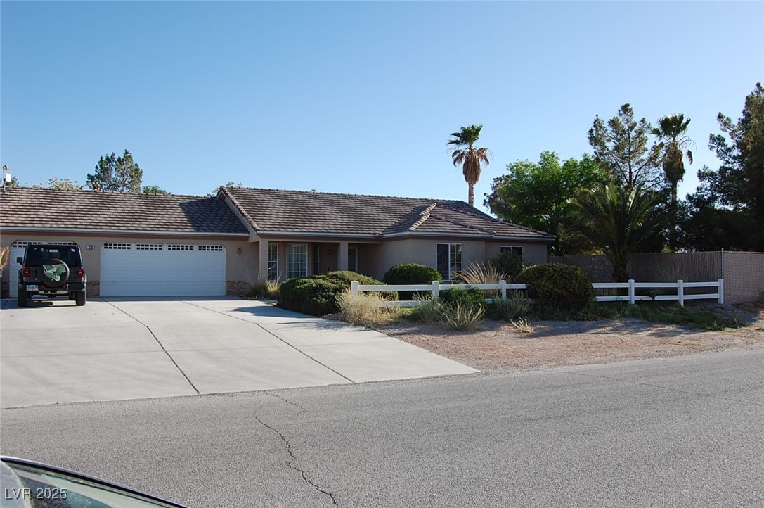 30 Diamond Bar Road Property Photo 1