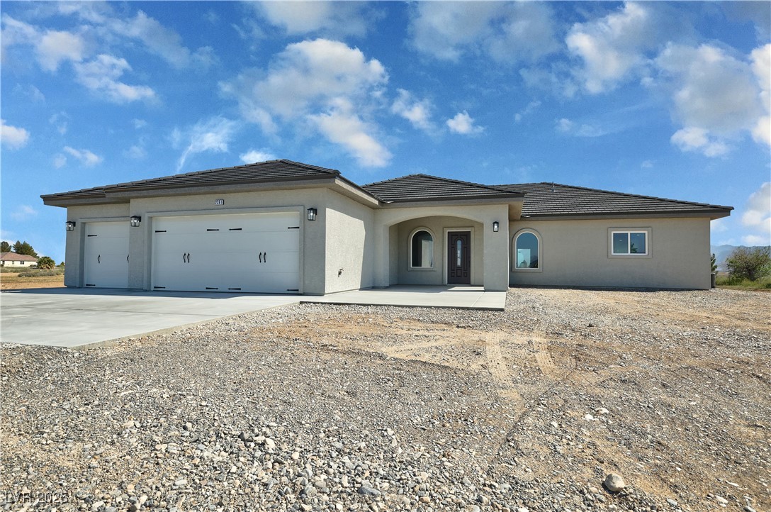 1580 South Tiptop Trail Property Photo 1