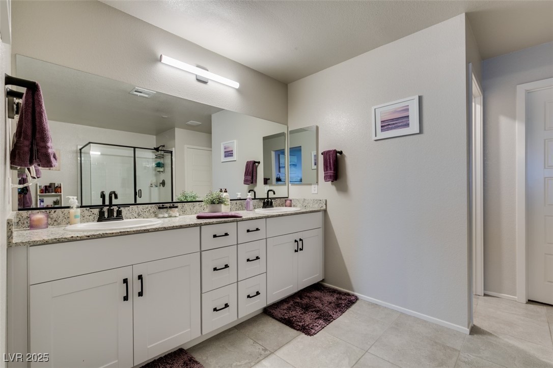 4519 Sapphire Moon Avenue Property Photo 16