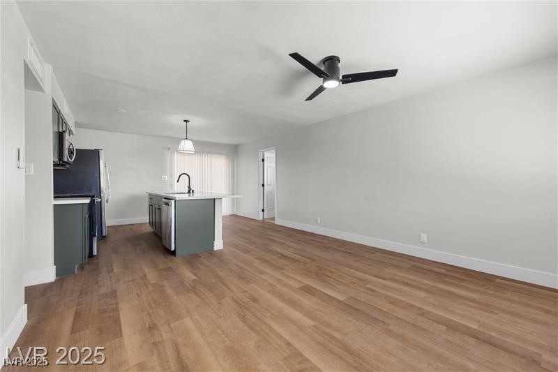 728 Carpenter Drive Property Photo 8
