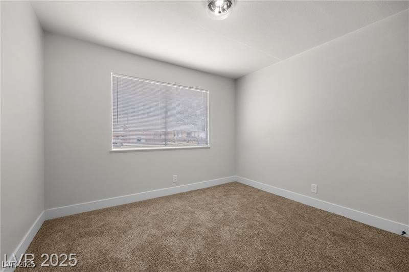 728 Carpenter Drive Property Photo 12