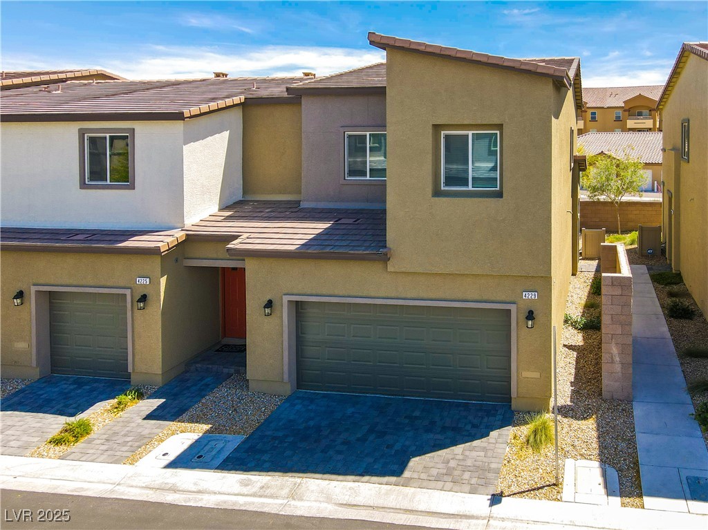 4229 Venus Falls Avenue Property Photo 1