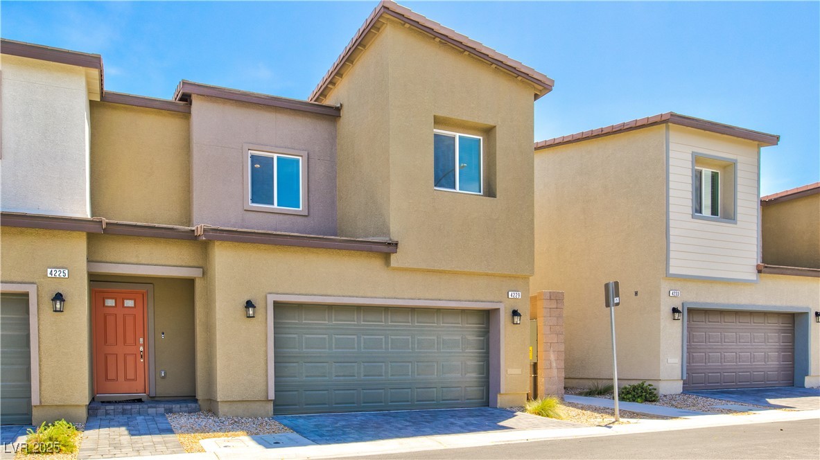 4229 Venus Falls Avenue Property Photo 4